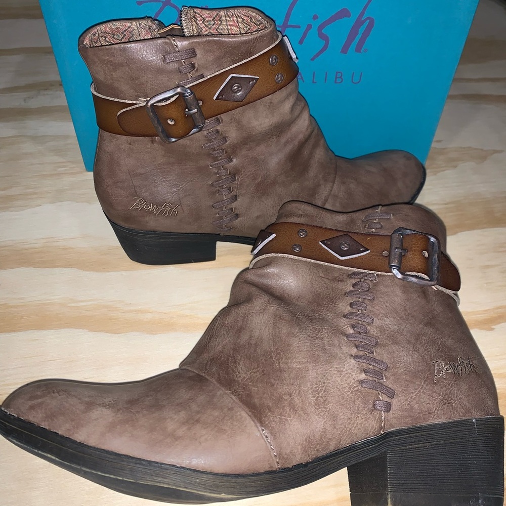 Blowfish brown leather booties size 8.5
